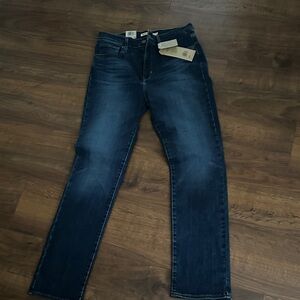 Levi’s 724 High Rise Straight Classic Dark Blue Straight Jeans